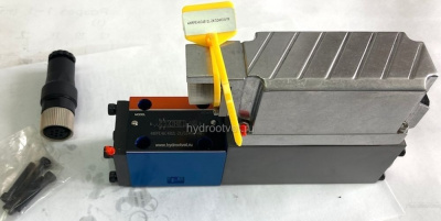 4WRPEH6C4B12L-2X/G24K0/A1M - Сервораспределитель Ду6 с обратной связью по положению золотника и встроенным усилителем (OBE), номинальный расход 12 л/мин, характеристика L - линейная, схема C4, сигнал управления A1 = ±10 V